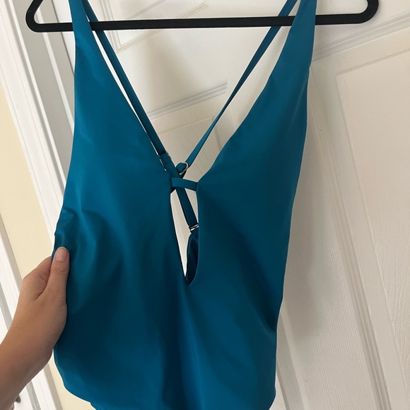 2 One Piece Swimsuits NWOT - Picture 7 of 12
